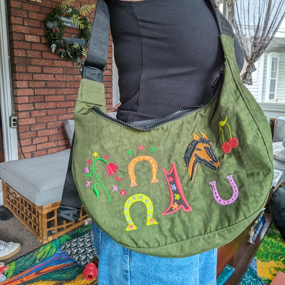 Baggu Jessica Williams medium crescent